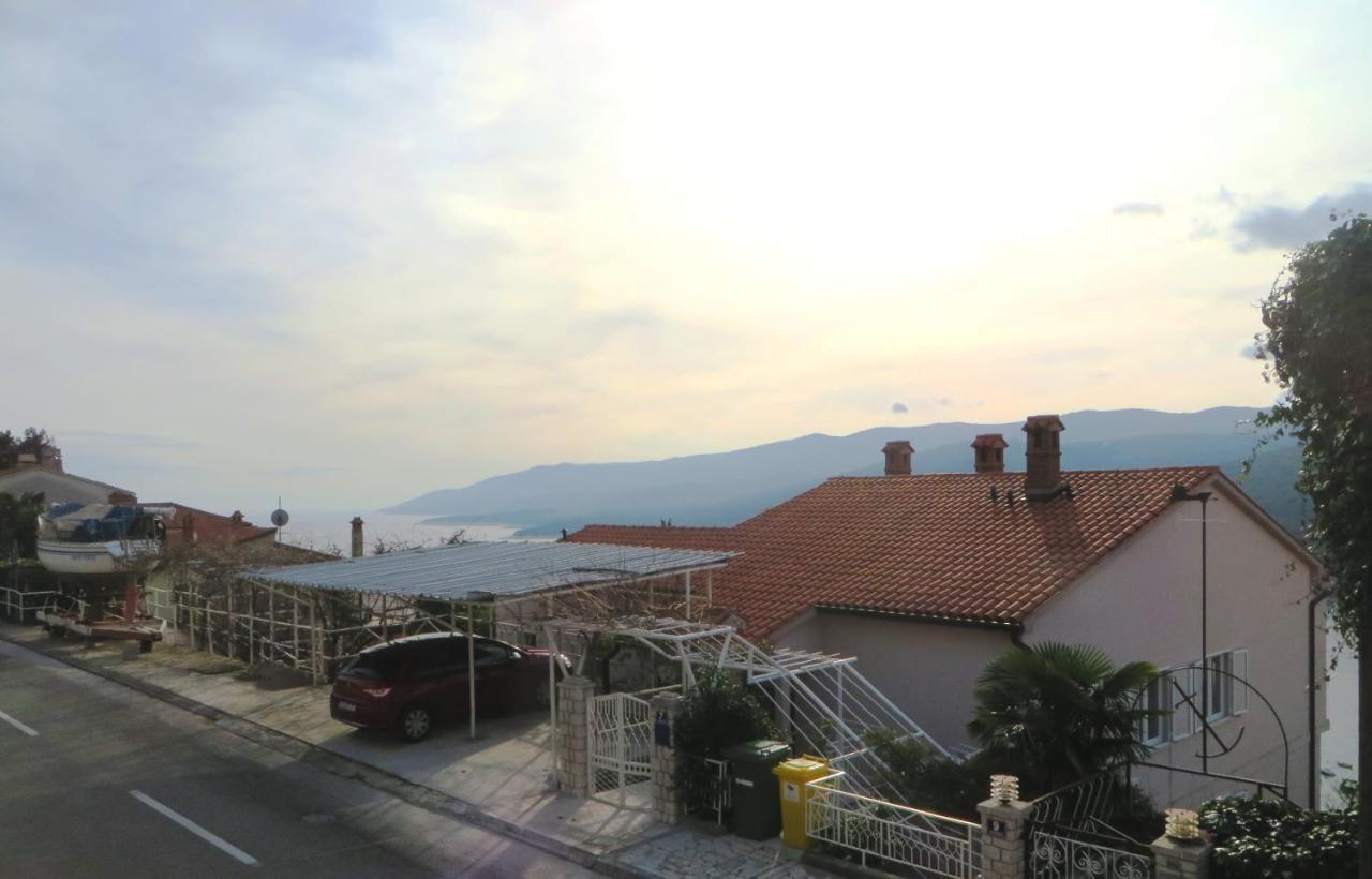 Apartments With A Parking Space Rabac, Labin - 7410 Buitenkant foto